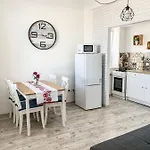 Apartmán Charming Old Town Apartment With Ac In Bratislava *